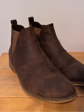 Rocket Dog Women’s Sz 8.5 US Brown Faux Leather Slip-On Maylon Chelsea Boots